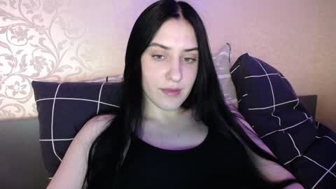 Snapshot of jennifeeeer chatting on 02/04/25, 11:06 Helen online show from 02/04/25, 11:06