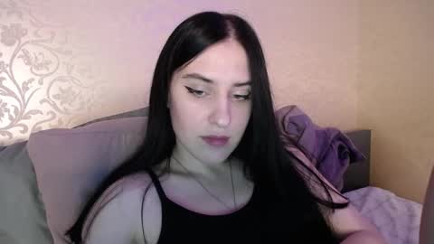 Snapshot of jennifeeeer chatting on 02/28/25, 11:12 Helen online show from 02/28/25, 11:12