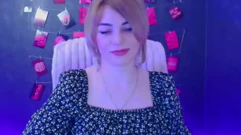 Jennifer online show from 03/24/26, 07:08