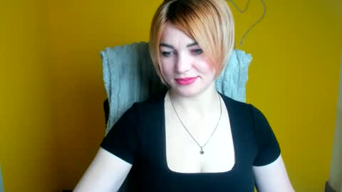 Snapshot of jennifer_cuttie chatting on 04/23/26, 06:03 Jennifer online show from 04/23/26, 06:03