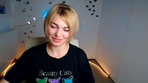 Jennifer online show from 08/06/26, 12:07