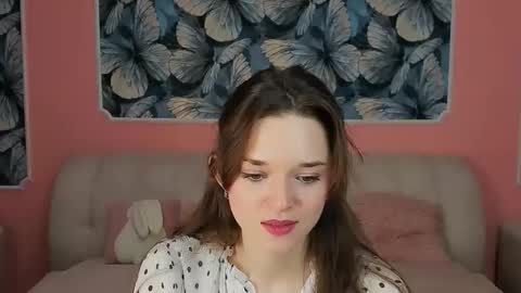 Snapshot of jennifer_di chatting on 02/20/26, 04:51 jennifer_di online show from 02/20/26, 04:51
