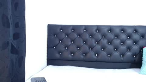 Sara  online show from 04/06/26, 05:36