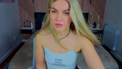 Jennifer Perezz online show from 05/31/26, 04:47