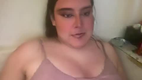 Snapshot of jennifer_robbie chatting on 06/03/26, 04:15 jennifer_robbie online show from 06/03/26, 04:15