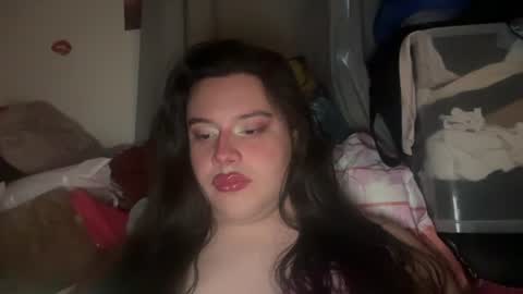 Snapshot of jennifer_robbie chatting on 07/13/26, 06:38 jennifer_robbie online show from 07/13/26, 06:38
