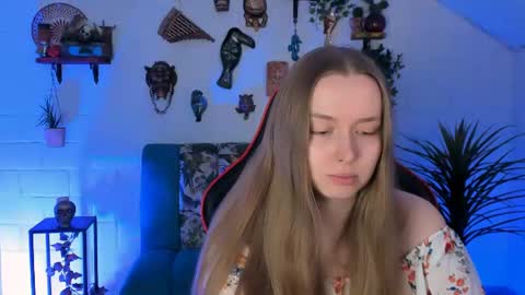 Jennifer online show from 06/24/26, 09:58