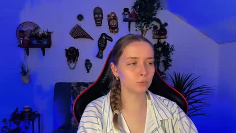 Jennifer online show from 06/30/26, 06:20