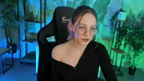 jenniferkiim online show from 12/15/25, 03:16