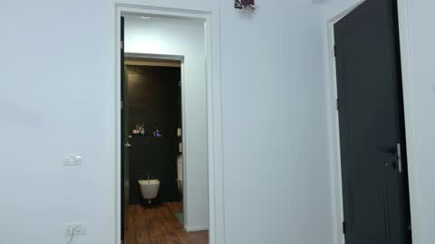 Jenny online show from 11/25/25, 08:53