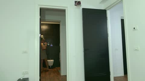 Jenny online show from 12/03/25, 08:51