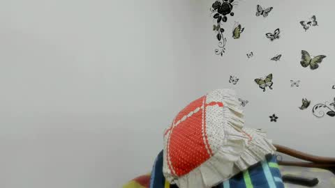 Snapshot of jenniferloveyou chatting on 05/25/26, 10:16 jenniferloveyou online show from 05/25/26, 10:16