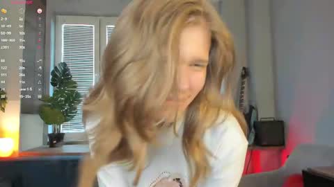 Snapshot of jenniferrakow chatting on 06/20/26, 07:11 Sofia online show from 06/20/26, 07:11