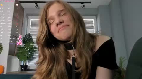 Snapshot of jenniferrakow chatting on 07/02/26, 07:14 Sofia online show from 07/02/26, 07:14