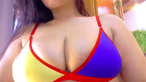 Snapshot of jennifervega1 chatting on 06/17/26, 09:05 Jennifer vega online show from 06/17/26, 09:05
