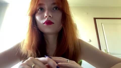 Lily online show from 05/01/26, 11:37