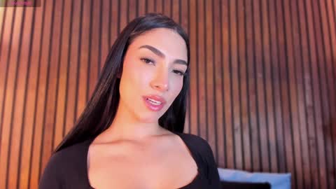 Snapshot of jennmiller_ chatting on 02/03/25, 12:14 online show from 02/03/25, 12:14