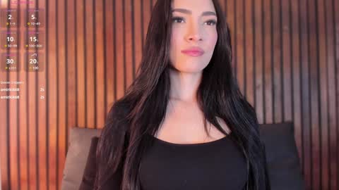 Snapshot of jennmiller_ chatting on 02/07/25, 12:17 online show from 02/07/25, 12:17