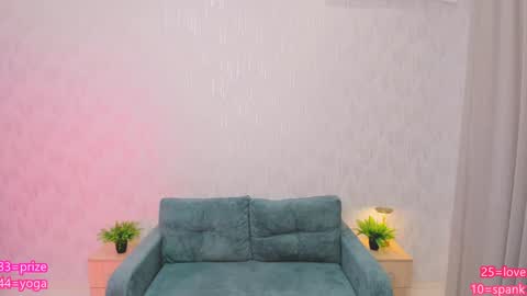 Snapshot of jenny_ames chatting on 02/05/25, 04:58 Jenny  online show from 02/05/25, 04:58