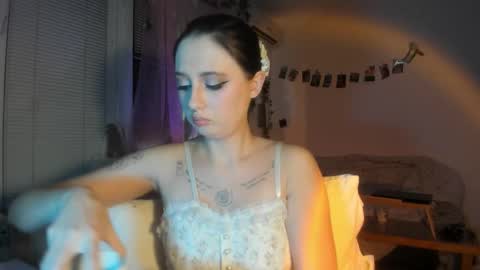 Jennifer Jenny Darling   online show from 01/05/26, 08:12