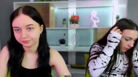 Snapshot of jenny_donne chatting on 02/25/26, 06:12 jenny_donne online show from 02/25/26, 06:12