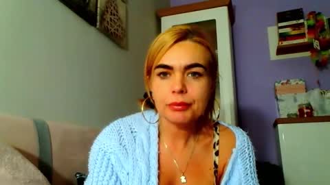 Jenny online show from 12/06/24, 12:16