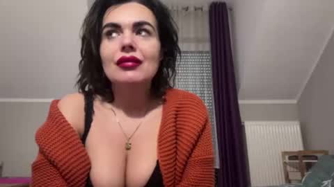 Jenny online show from 12/04/25, 08:34