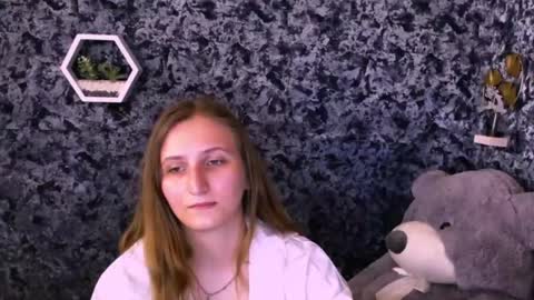 jenny_smille_ online show from 05/22/26, 08:10