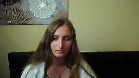Snapshot of jenny_smille_ chatting on 06/24/26, 06:01 jenny_smille_ online show from 06/24/26, 06:01