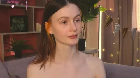 jennyfer_me online show from 05/11/26, 02:45