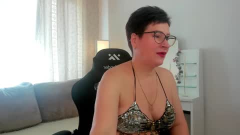 Jenny online show from 05/05/26, 08:22