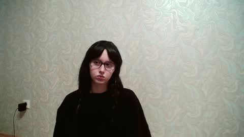 JennyOlset online show from 04/26/26, 01:47