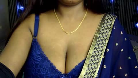 Snapshot of jennysinghaniya chatting on 12/10/24, 07:54 jenny online show from 12/10/24, 07:54