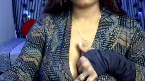 Snapshot of jennysinghaniya chatting on 12/28/24, 02:10 jenny online show from 12/28/24, 02:10