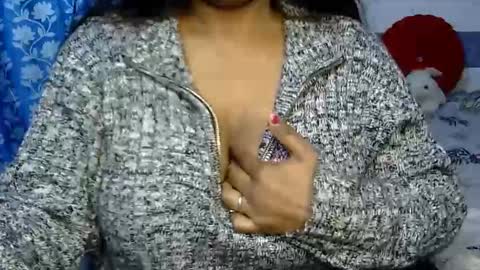 Snapshot of jennysinghaniya chatting on 12/20/25, 03:02 jenny online show from 12/20/25, 03:02