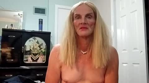 jennywomacks online show from 07/05/26, 12:17