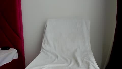 jenyff online show from 03/02/25, 12:01