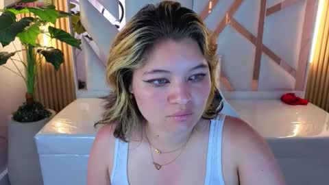 Snapshot of jeonmei_tp chatting on 02/25/26, 12:15 Jeonmei tp 2130- 600 online show from 02/25/26, 12:15