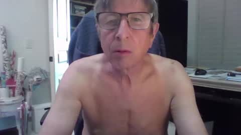 Snapshot of jep56 chatting on 11/10/25, 07:24 jep56 online show from 11/10/25, 07:24