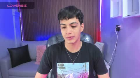 Snapshot of jeremias_1 chatting on 06/27/26, 01:17 JEREMIAS online show from 06/27/26, 01:17