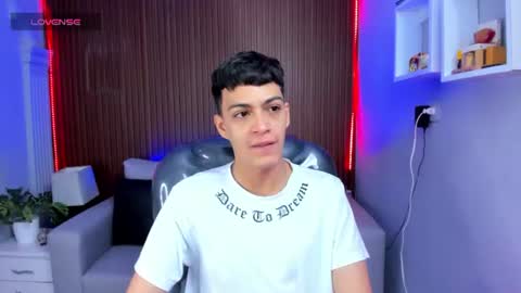 Snapshot of jeremias_1 chatting on 07/30/26, 12:48 JEREMIAS online show from 07/30/26, 12:48