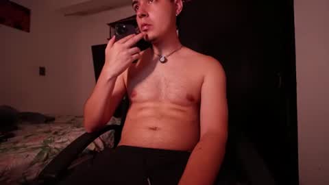 Snapshot of jeremy_buttler chatting on 07/07/26, 04:48 Jeremy online show from 07/07/26, 04:48