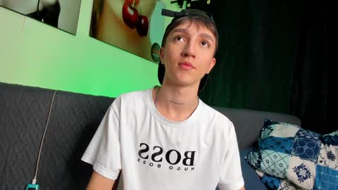 Snapshot of jeremy_salvatore_ chatting on 01/21/25, 07:26 jero independent model online show from 01/21/25, 07:26