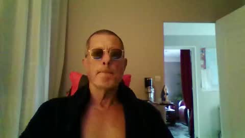 jerflor online show from 10/22/25, 02:06