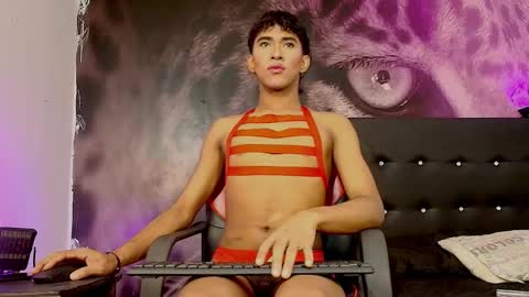 Snapshot of jero_tease_s7s chatting on 02/14/26, 07:32 Jeronimo online show from 02/14/26, 07:32