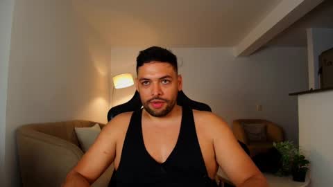 Snapshot of jerome3773 chatting on 02/25/25, 12:03 jerome3773 online show from 02/25/25, 12:03