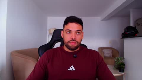 Snapshot of jerome3773 chatting on 02/25/25, 07:03 jerome3773 online show from 02/25/25, 07:03