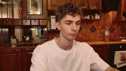 Jerry  online show from 12/16/25, 08:36