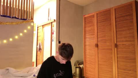 Jerry  online show from 04/16/26, 03:57