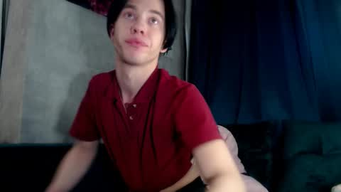 Snapshot of jerrybomb_ chatting on 12/03/24, 01:08 Jerrybomb online show from 12/03/24, 01:08